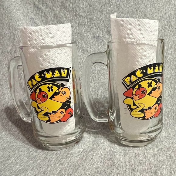 Pac Man Mug 1982, Bally Midway Set of 2 - Picture 1 of 6